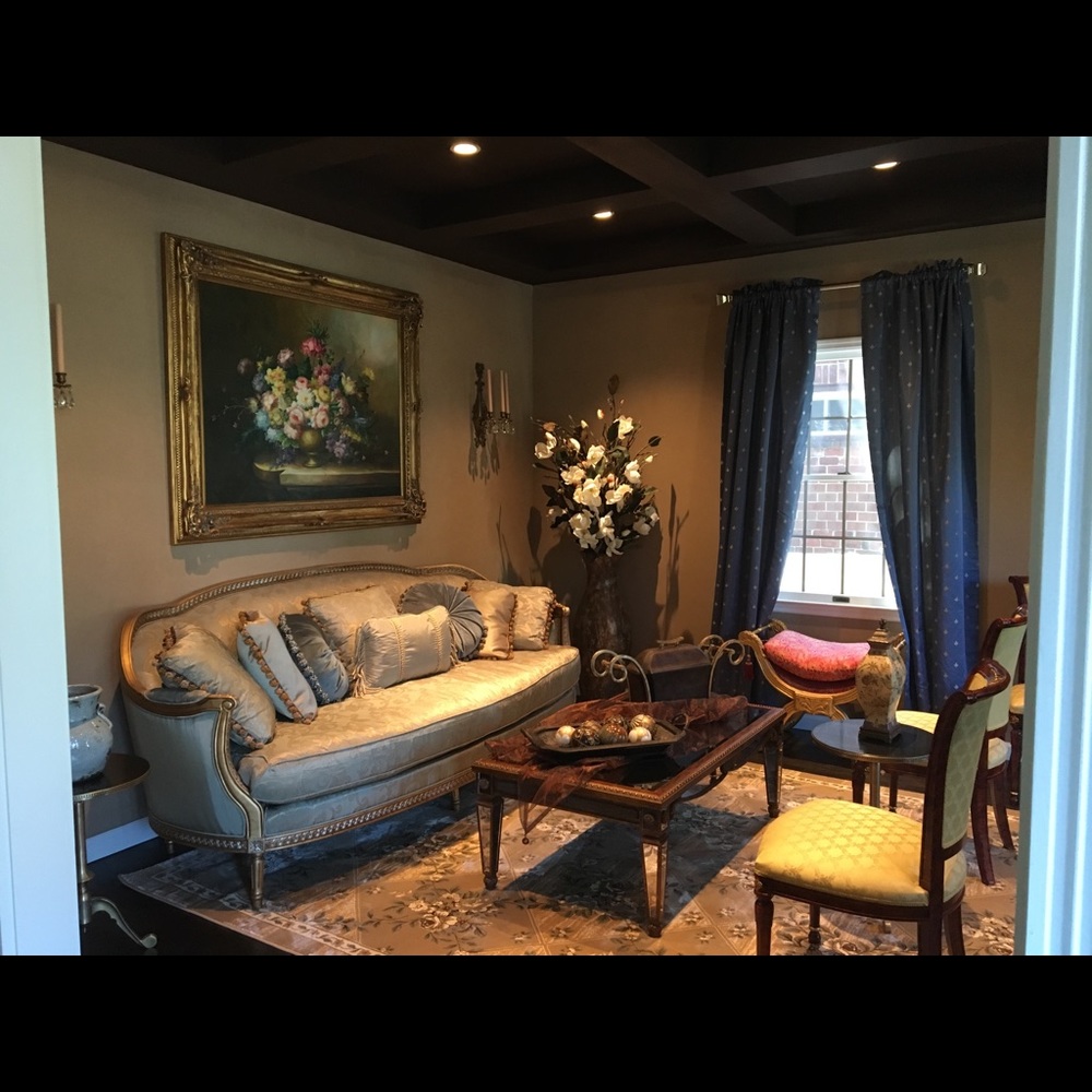 Meet your Posher, Sloane